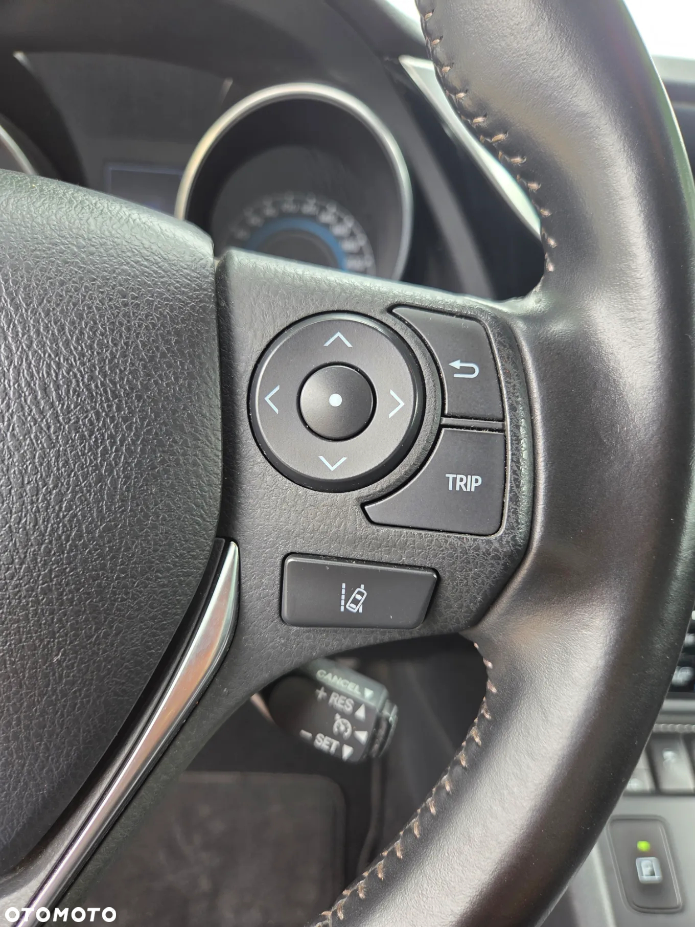 Toyota Auris 1.8 VVT-i Hybrid Automatik Touring Sports Edition - 14