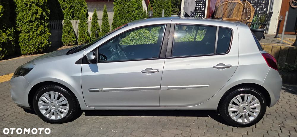 Renault Clio 1.2 TCE Authentique - 21