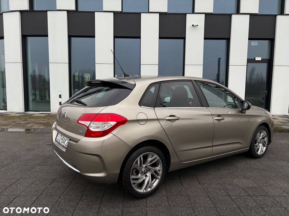 Citroën C4 1.6 HDi SX - 5