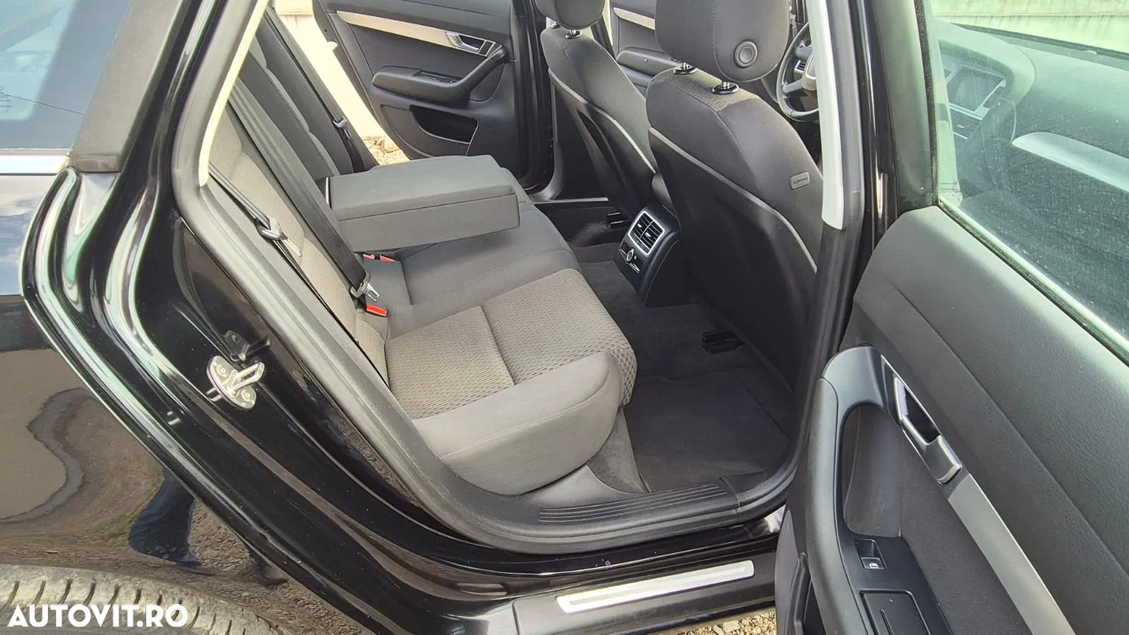 Audi A6 2.0 TDI DPF Avant - 10