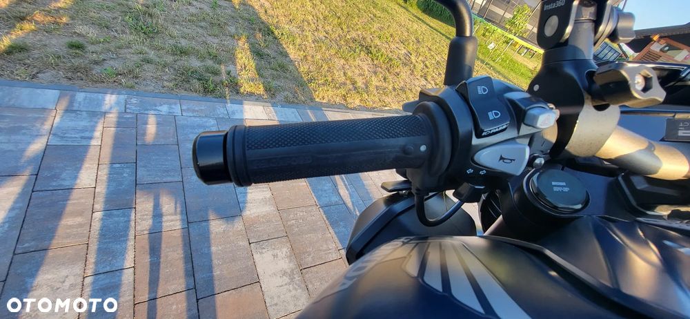 Honda CB - 10