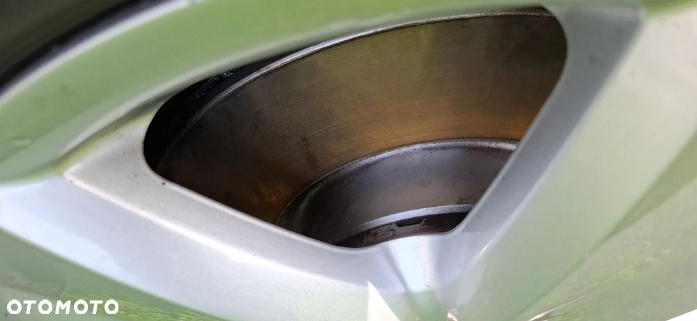 Volkswagen Caddy 2.0 TDI Comfortline - 17