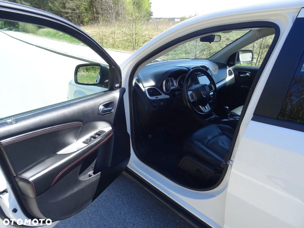 Dodge Journey - 10