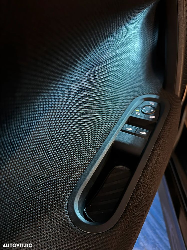 Mini Cooper SE Electric Trim - 10