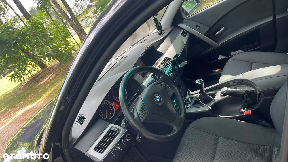 BMW Seria 5 520i - 19