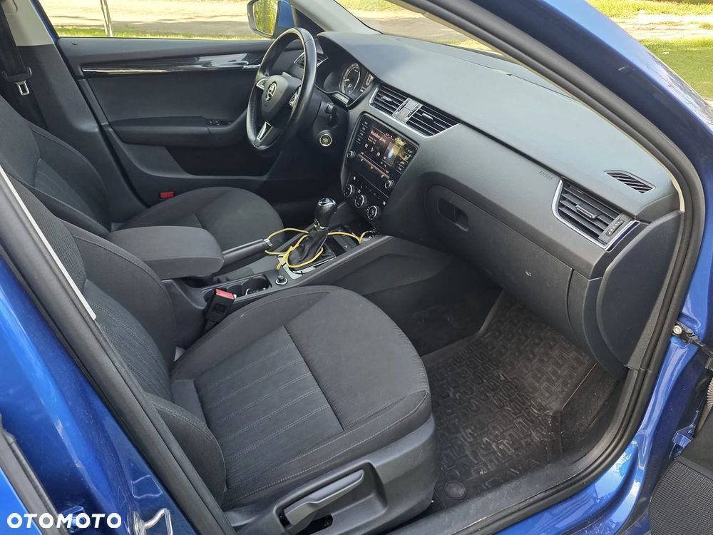 Skoda Octavia 1.5 TSI ACT Style DSG - 10