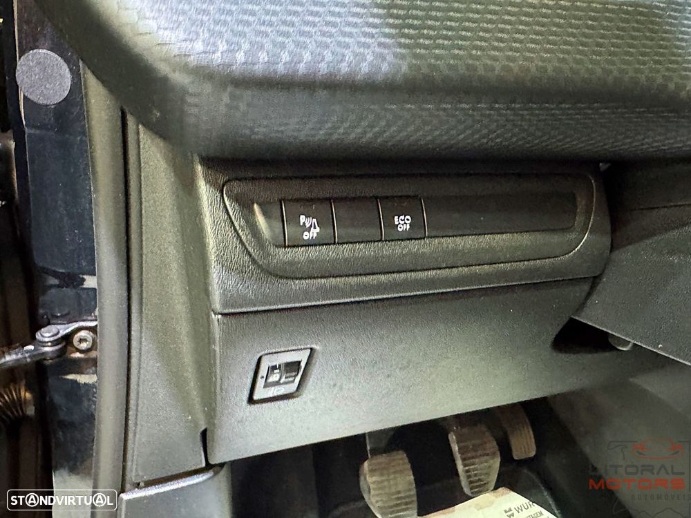 Peugeot 2008 PureTech 130 Allure - 19