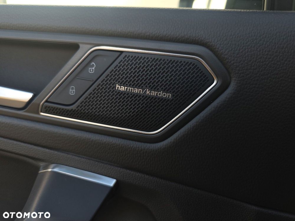 Volkswagen Tiguan - 38