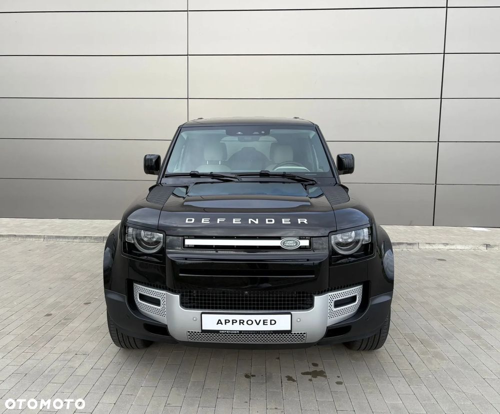 Land Rover Defender - 7