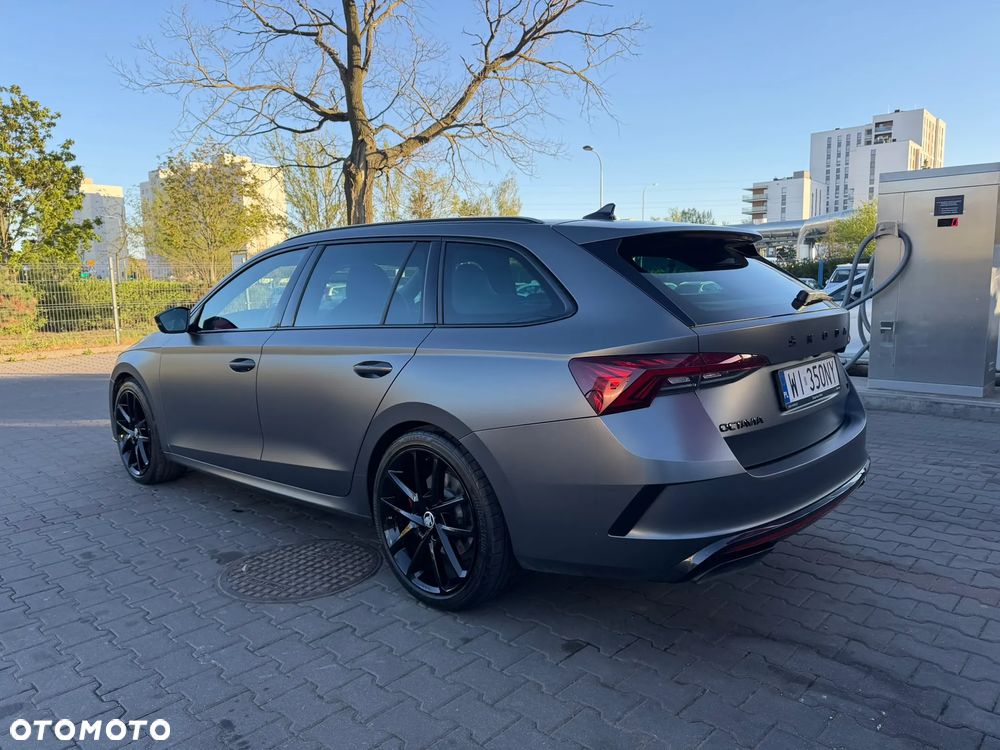 Skoda Octavia 2.0 TSI RS DSG - 5
