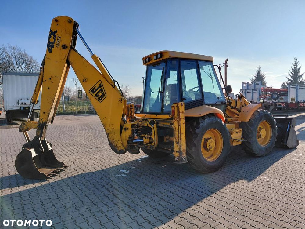JCB 4 CX - 5