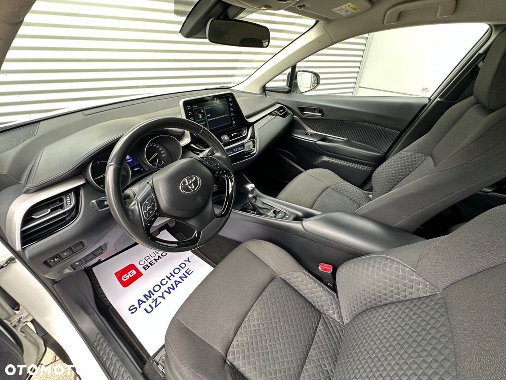 Toyota C-HR - 10