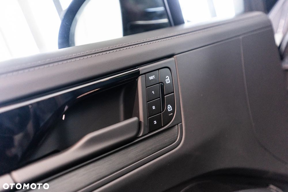 Porsche Cayenne Black Edition - 25