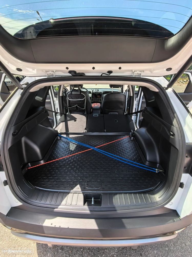 Hyundai Tucson 1.6 T-GDI HEV Vanguard - 22