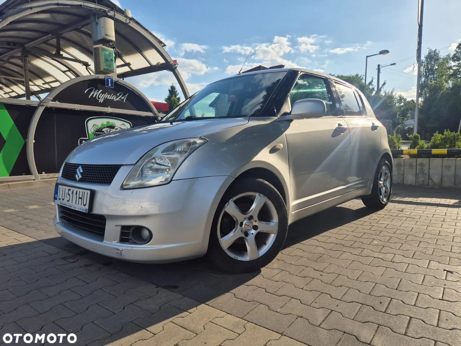 Suzuki Swift - 1