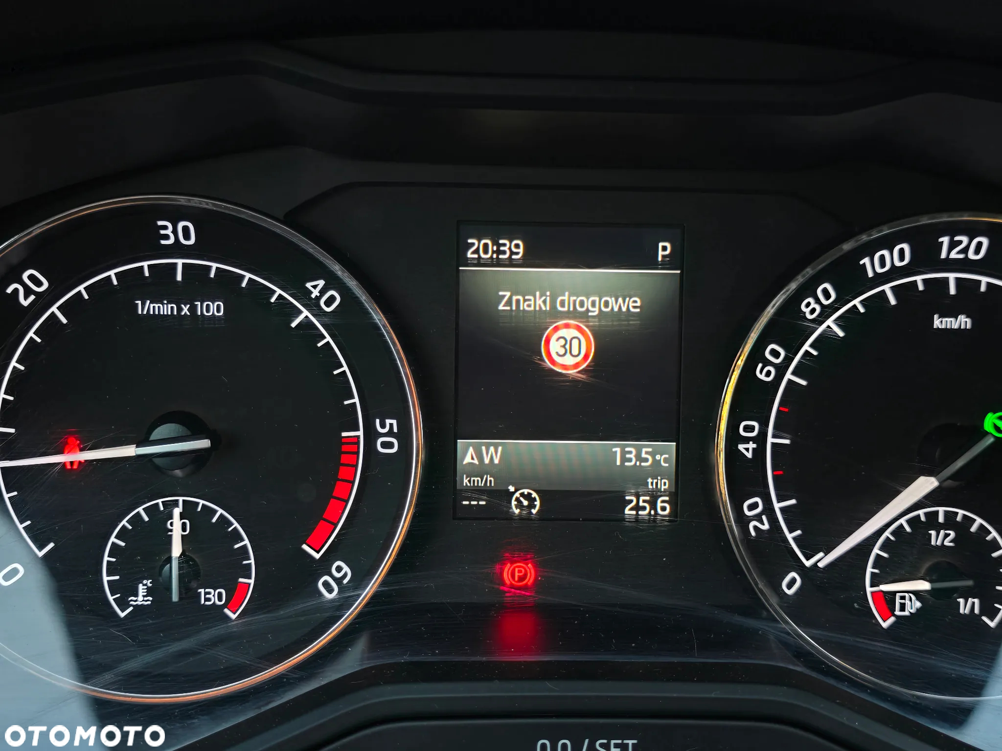 Skoda Superb 2.0 TDI Ambition DSG7 - 30
