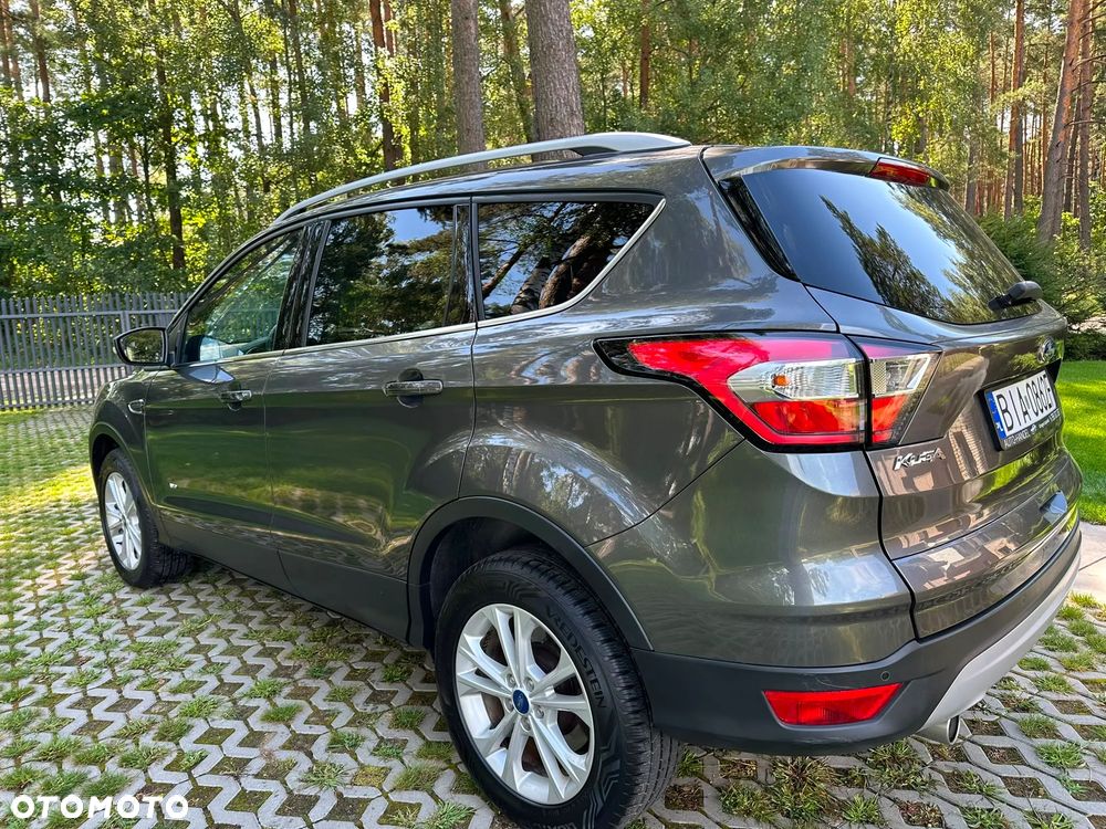 Ford Kuga - 11