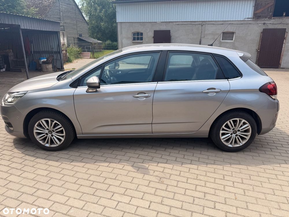Citroën C4 1.2 PureTech Feel - 2