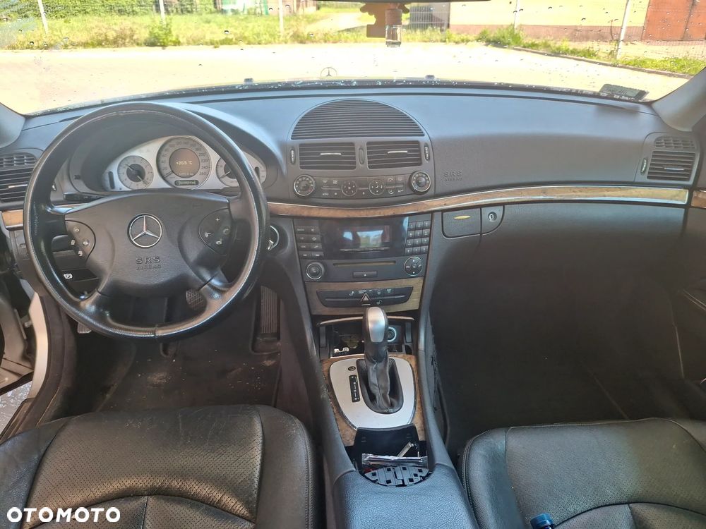 Mercedes-Benz Klasa E - 9