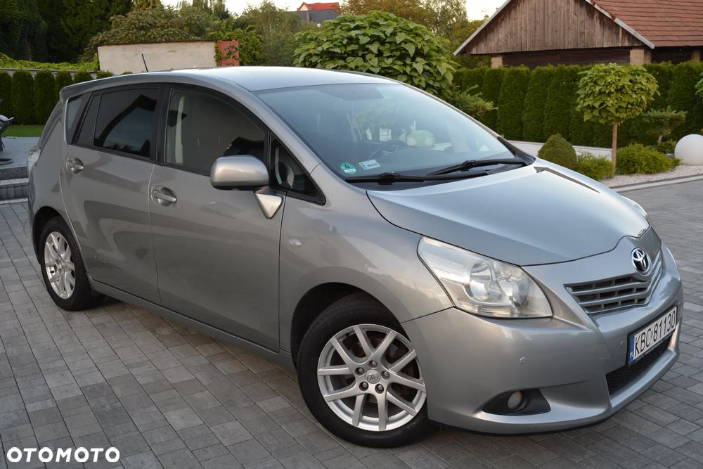 Toyota Verso 1.8 7-Sitzer Executive - 17