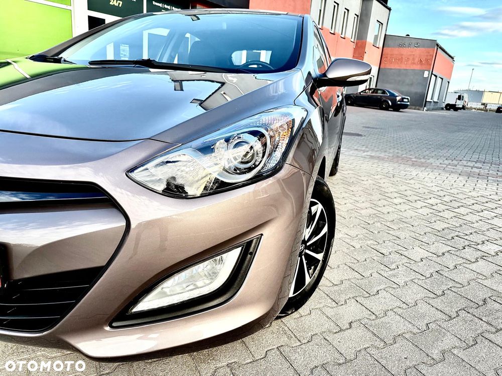 Hyundai i30 1.4 Premium - 35