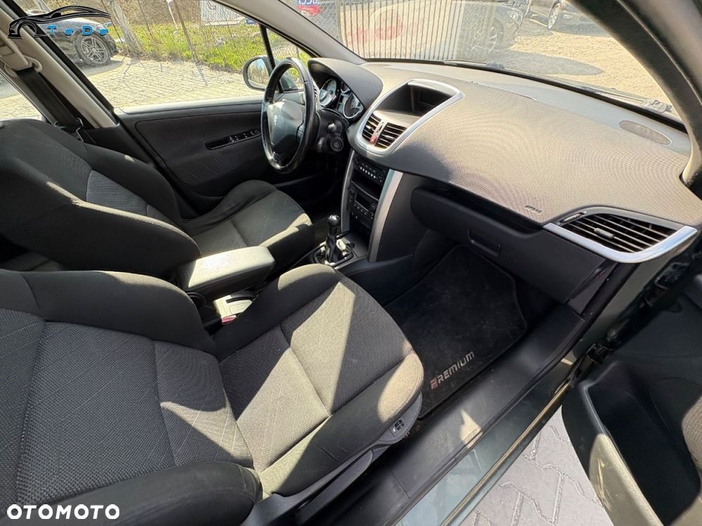 Peugeot 207 1.6 VTi Premium - 29