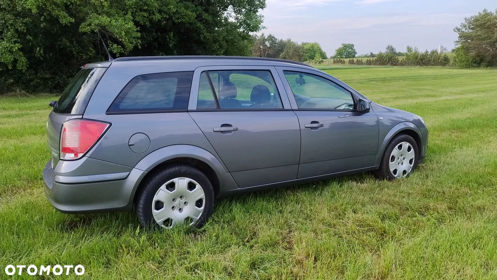 Opel Astra 1.6 Caravan Enjoy - 8