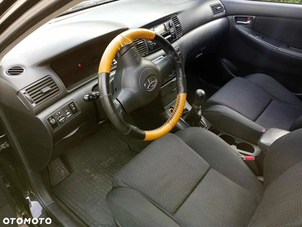 Toyota Corolla 1.6 VVT-i Terra Polaris - 14