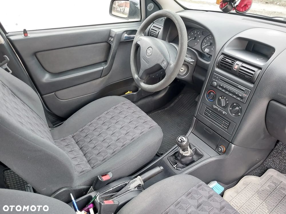 Opel Astra 1.6 GL / Start - 6