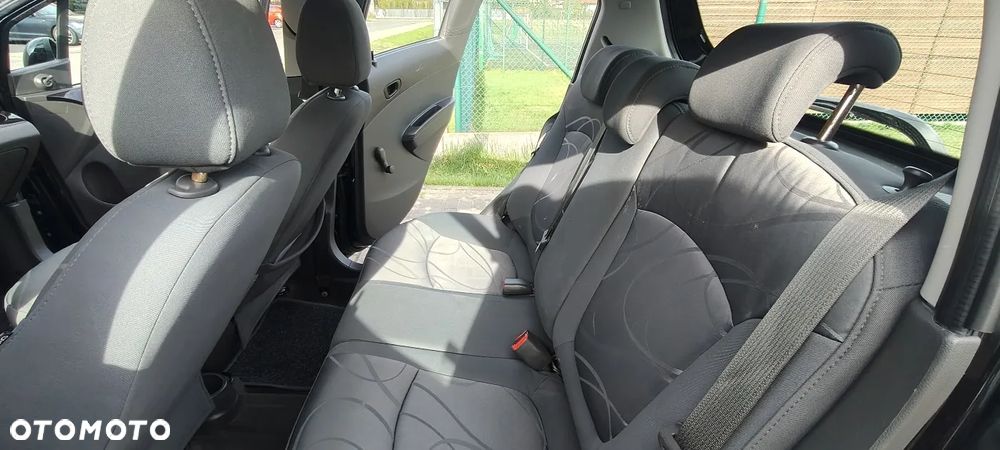 Chevrolet Spark 1.0 LS A/C - 17