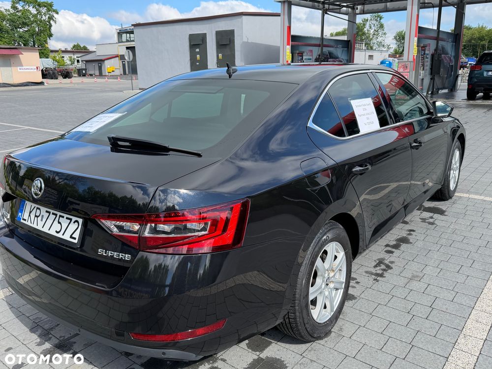 Skoda Superb 1.6 TDI Ambition DSG - 5