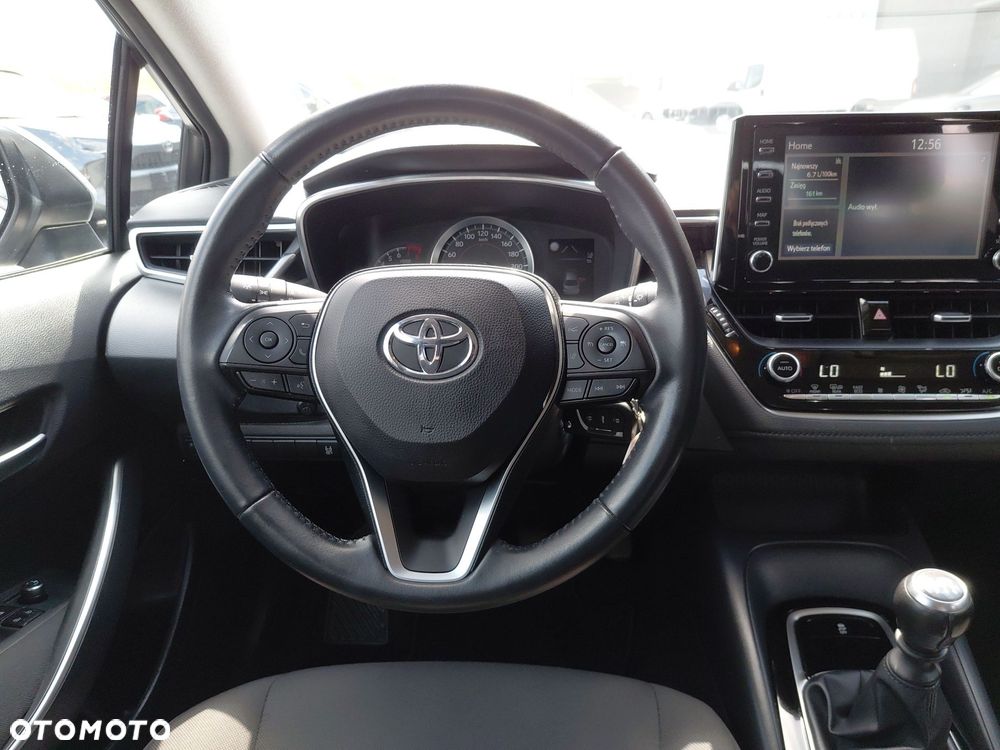 Toyota Corolla - 12