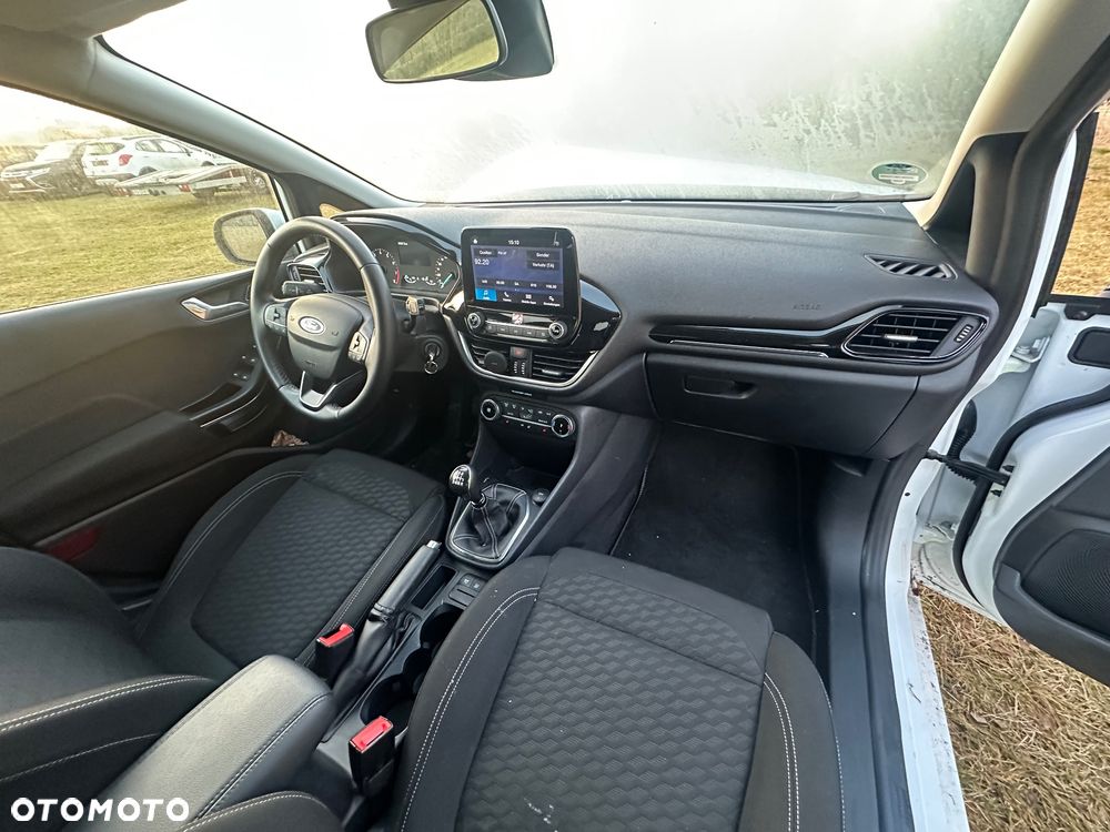 Ford Fiesta 1.0 EcoBoost mHEV Titanium - 6