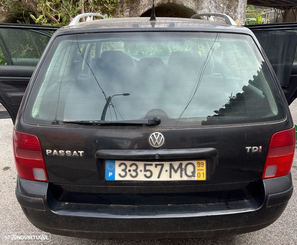 VW Passat Variant 1.9 TDi Confortline - 4