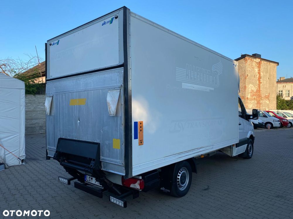 Mercedes-Benz Sprinter - 5