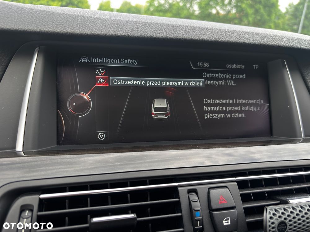 BMW Seria 5 520d xDrive Luxury Line - 23