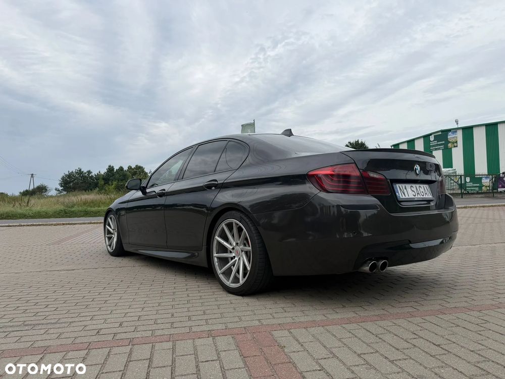 BMW Seria 5 528i xDrive - 20