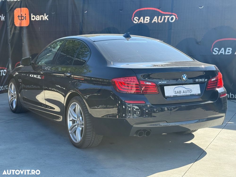 BMW Seria 5 530d xDrive AT - 26