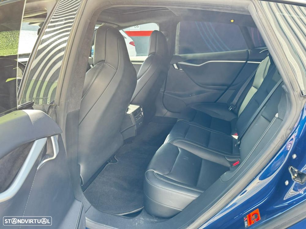 Tesla Model S 75D - 5