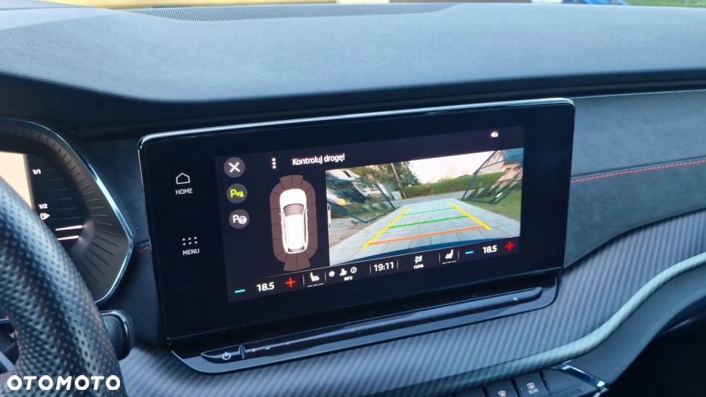 Skoda Octavia 2.0 TDI DSG RS - 32