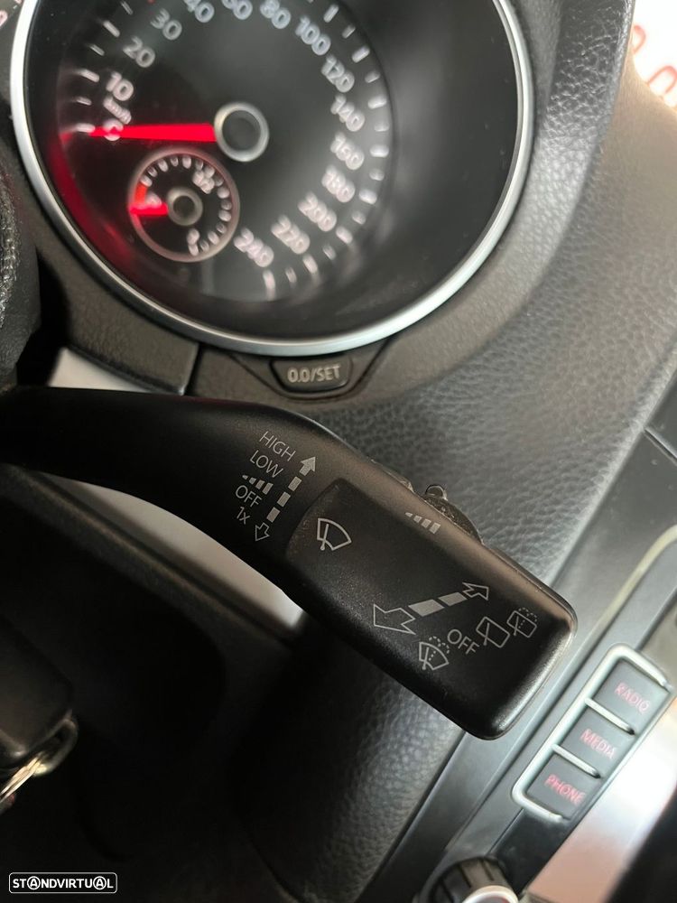 VW Golf Variant 1.6 TDi Confortline - 20