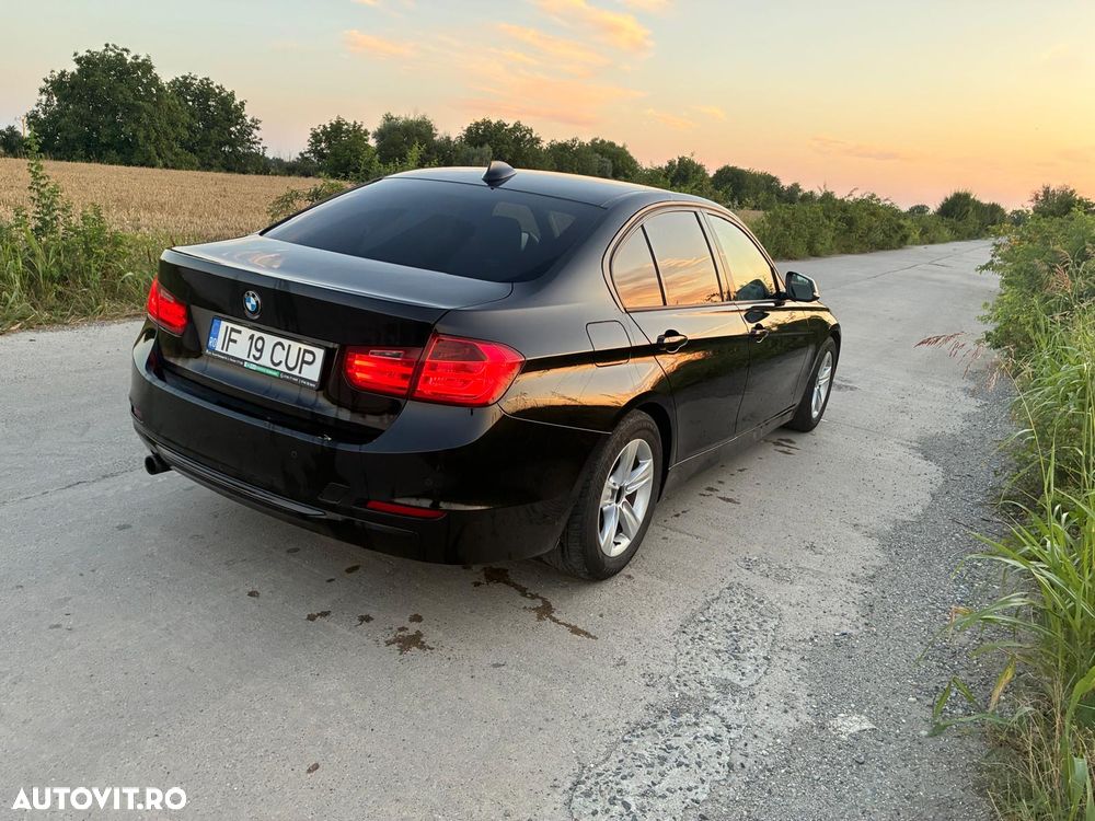 BMW Seria 3 320d DPF Aut. Edition Exclusive - 5
