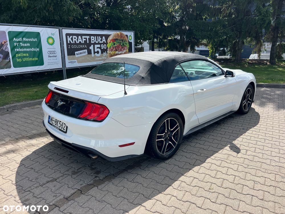 Ford Mustang - 5