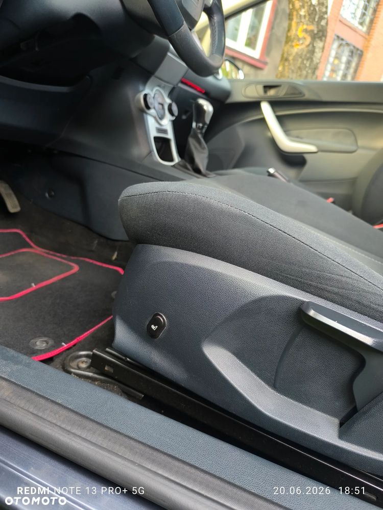 Ford Fiesta 1.4 Titanium - 10