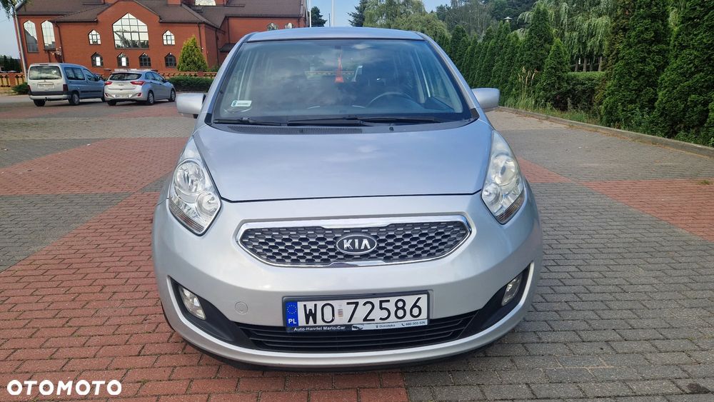 Kia Venga 1.6 CRDi 128 Business Line - 8