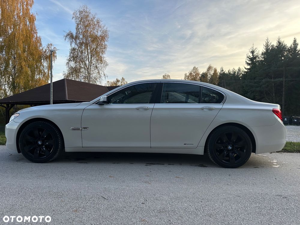 BMW Seria 7 740d xDrive - 4