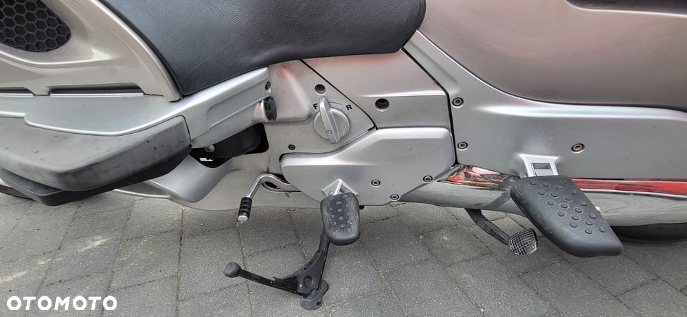 BMW K - 9