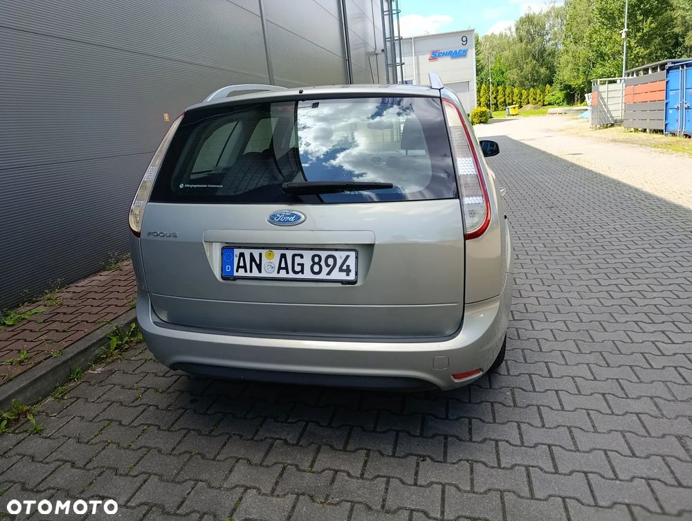 Ford Focus 1.6 16V Style+ - 13