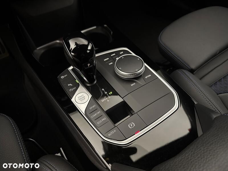 BMW Seria 1 118i M Sport - 17
