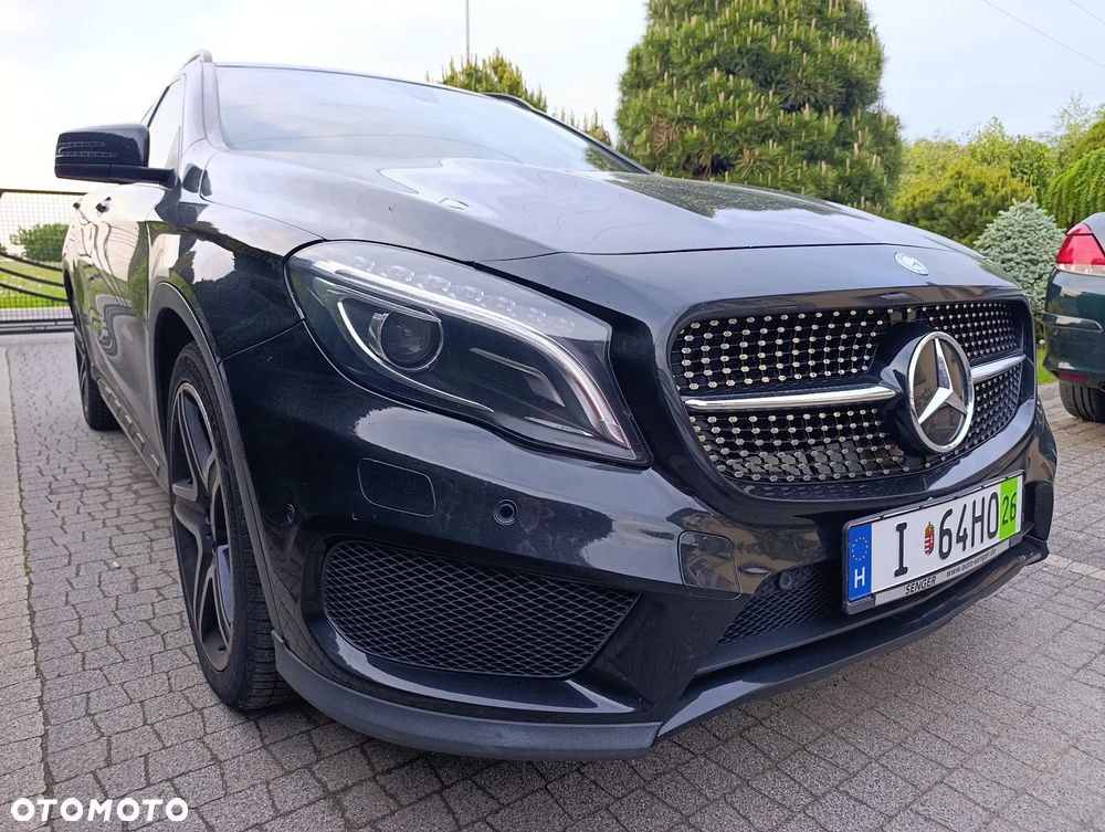 Mercedes-Benz GLA 250 AMG Line - 6